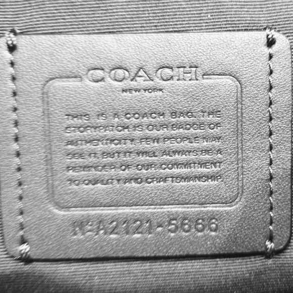 Coach Court Backpack - Picture 4 of 6